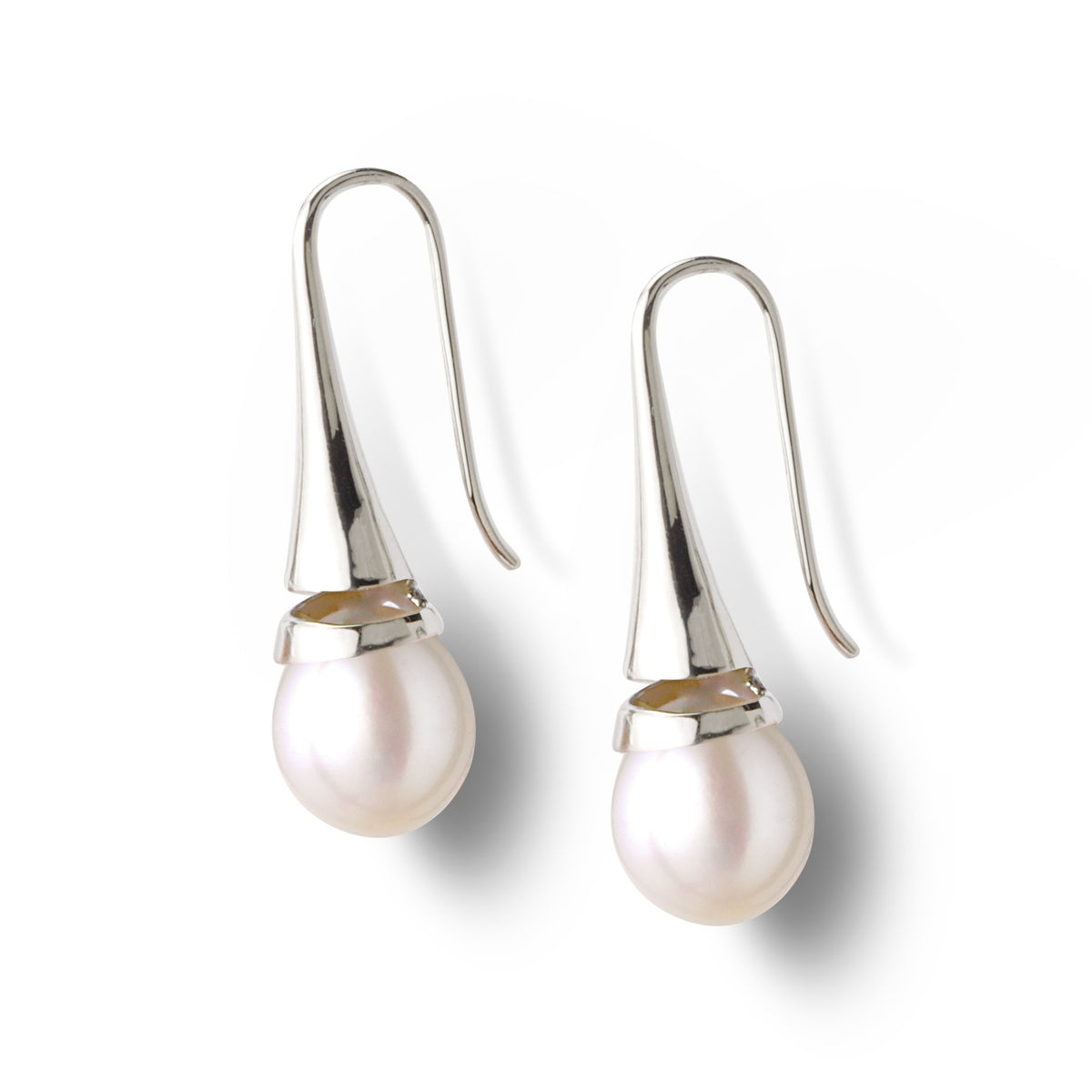Boucles d'oreilles dormeuses en or 14 carats avec perle de culture d'eau douce blanche et diamant 1/10 cttw, Perle en métal, Diamant