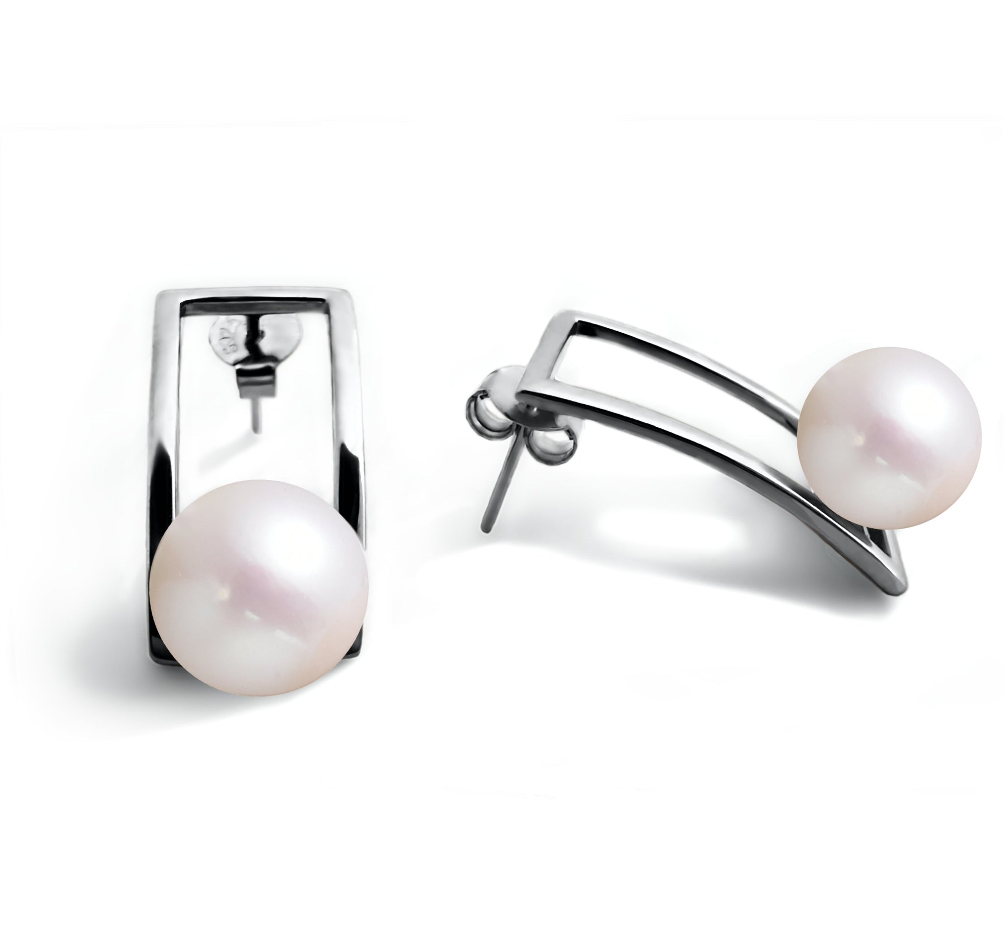 Boucles d'oreilles avec perle de culture d'eau douce blanc nacré de taille 8 mm posée sur cadre rectangulaire légèrement courbé en argent 925