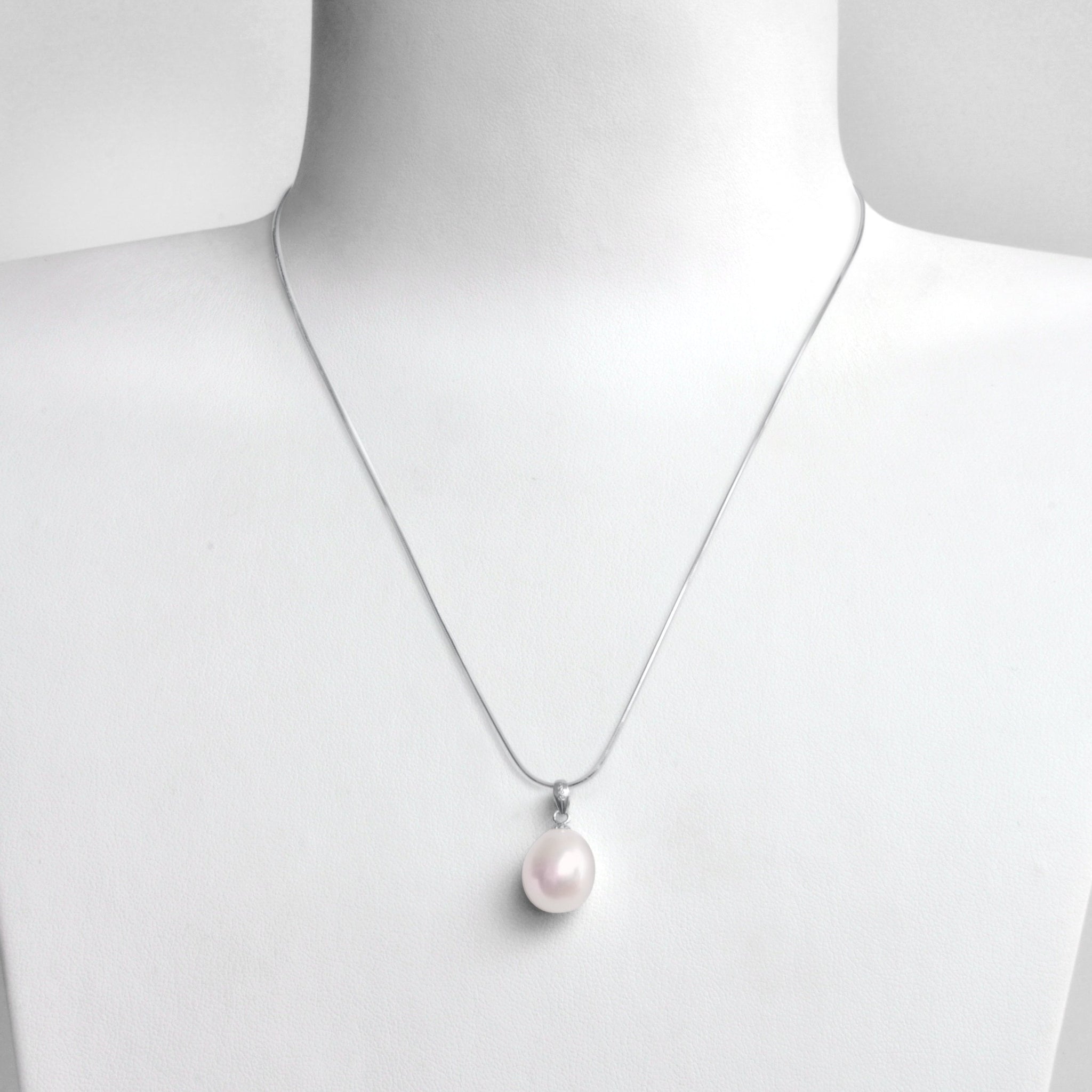 Colgante collar de perlas - Serpentina Cadena - Nieve