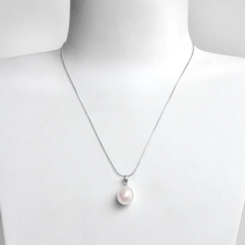 Collier Perle en Pendentif - Chaîne Serpentine (10,5 mm) - Neige - 45 cm