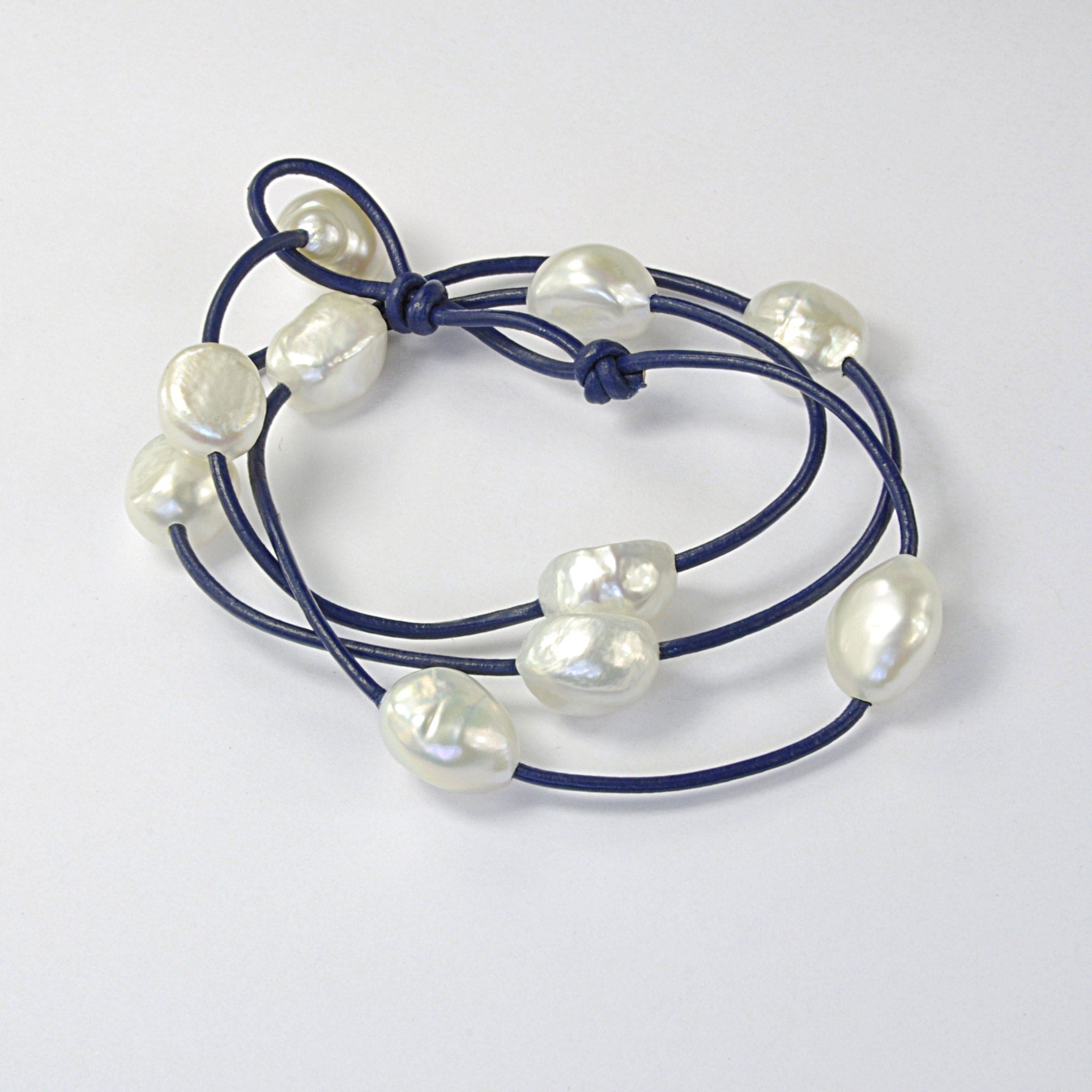 Bracelet  Perles de Cutures d'Eau Douce  Cuir  
